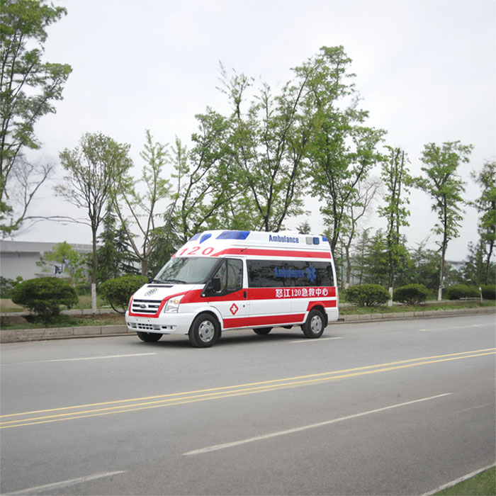 乐山成都市内救护车转院